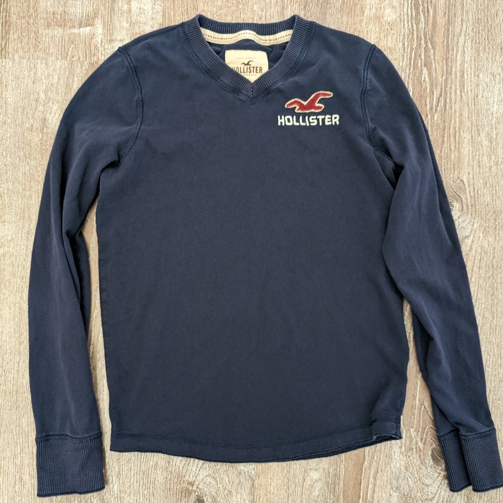 Men's long sleeve top